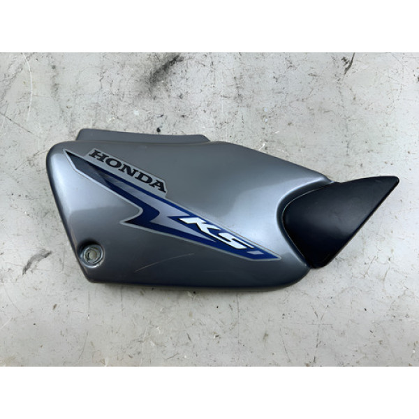 Carenagem Lateral Direita Honda Cg Titan 125 2000 A 2005 Chumbo