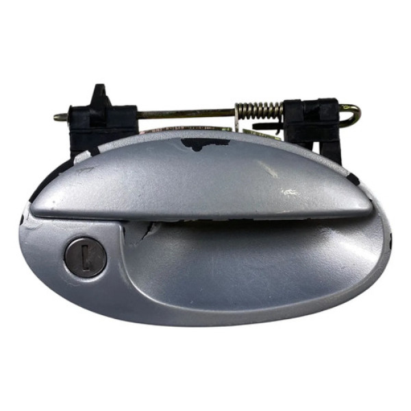 Maçaneta Externa Dianteira Direita Gm Celta 2001/2006 Prata Dianteira