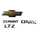 Kit Emblema Tampa Traseira Chevrolet Onix Plus 2020 Prateado