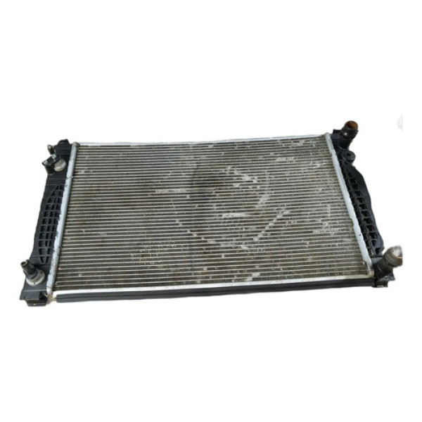 Radiador Volkswagen Passat 1997/2003 8d0121331