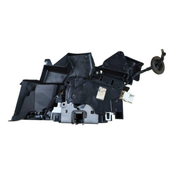 Fechadura Porta Traseira Esquerda Mercedes C200 2009 2012