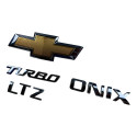 Kit Emblema Tampa Traseira Chevrolet Onix Plus 2020 Prateado