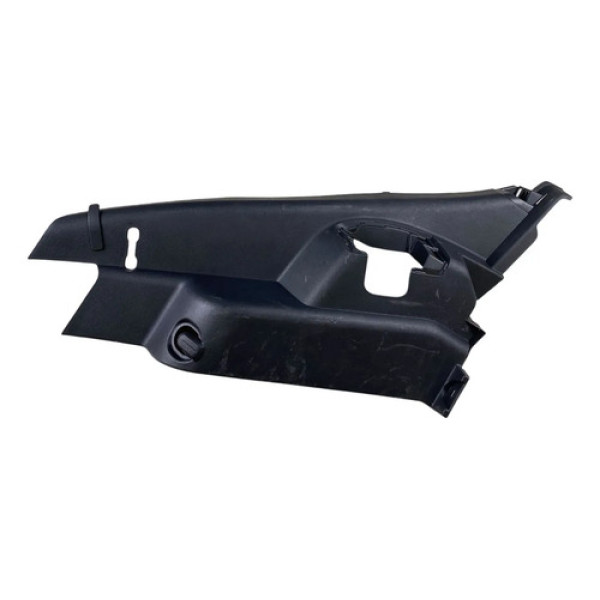 Acabamento Coluna Banco Traseiro Esquerdo Nissan Kicks 2019 Preto