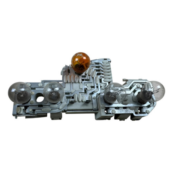 Circuito Lanterna Traseira Direita Volkswagen Passat 2000 Direito/passageiro Creme