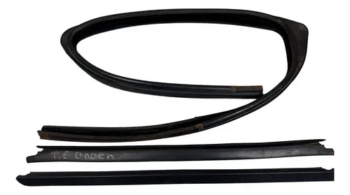 Kit Pestana Borracha Porta Traseira Esquerda Oroch 2023 Cx46